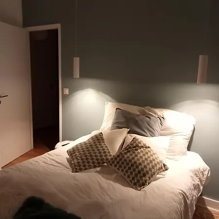The Paris Skyline And Eiffel Tour Rooftop Apartment